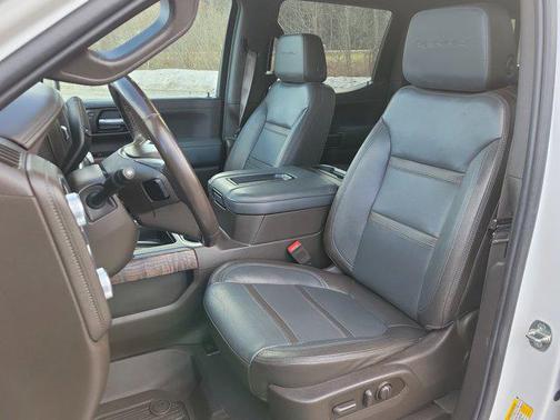 White Frost Tricoat 2021 GMC Sierra 1500 Denali