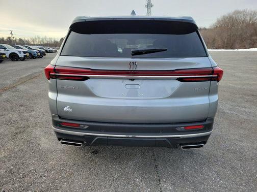 2025 Buick Enclave Preferred FWD