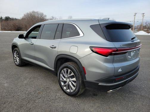 2025 Buick Enclave Preferred FWD