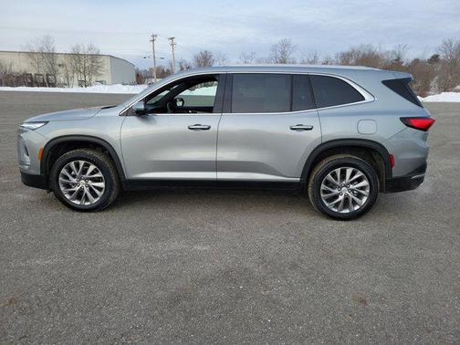 2025 Buick Enclave Preferred FWD