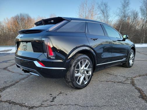 2026 Cadillac OPTIQ Luxury