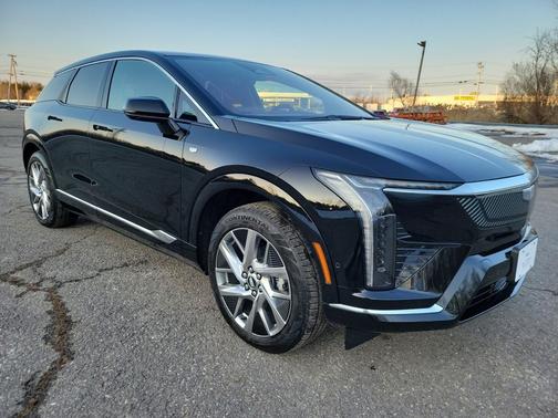 2026 Cadillac OPTIQ Luxury