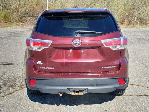 Ooh La La Rouge Mica 2016 Toyota Highlander Limited