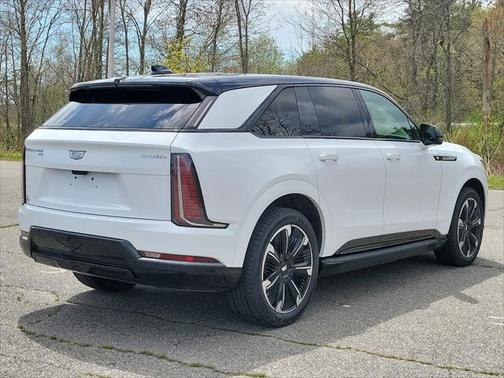 2025 Cadillac Escalade IQ Sport 2