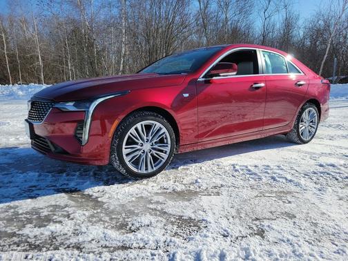 2026 Cadillac CT4 Premium Luxury RWD