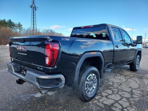 2026 GMC Sierra 2500 SLE