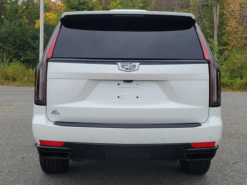 2022 Cadillac Escalade Sport Platinum