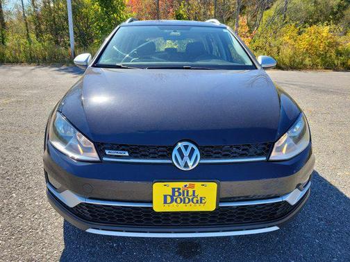 2017 Volkswagen Golf Alltrack TSI S