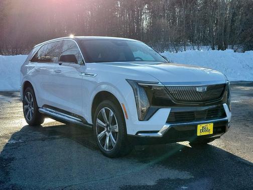 2025 Cadillac Escalade IQ Luxury 2