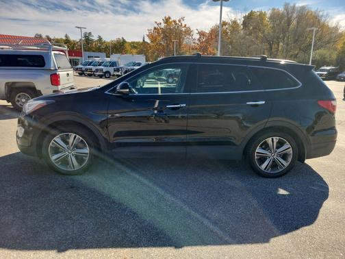 Becketts Black 2015 Hyundai SANTA FE Limited
