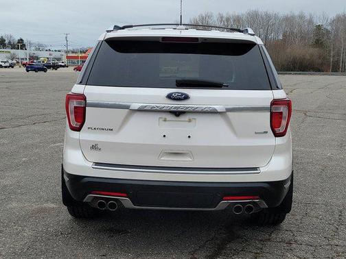 White Platinum Metallic Tri-Coat 2018 Ford Explorer Platinum