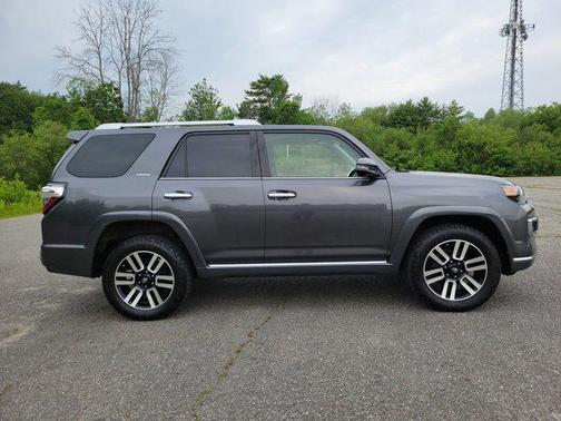 2020 Toyota 4Runner SR5