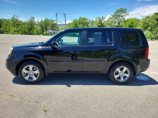 Crystal Black Pearl 2014 Honda Pilot EX