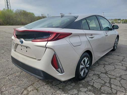 2017 Toyota Prius Prime Plus