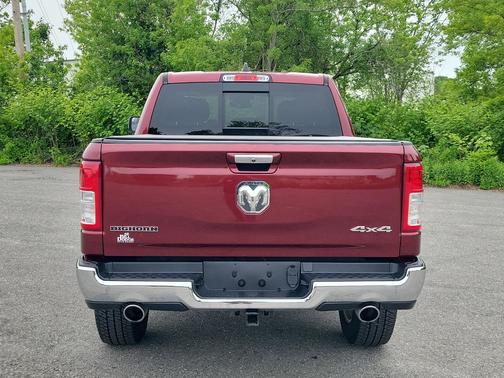 Delmonico Red Pearlcoat 2019 RAM 1500 Big Horn