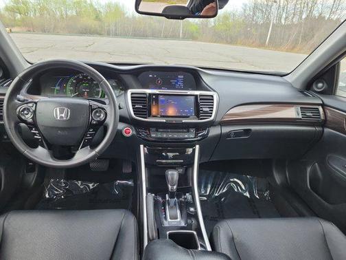 Lunar Silver Metallic 2017 Honda Accord Hybrid Touring