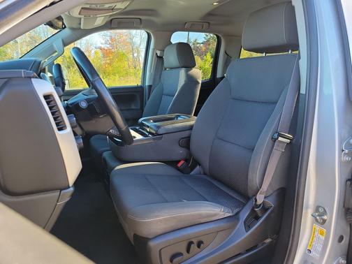 Quicksilver Metallic 2017 GMC Sierra 1500 SLE
