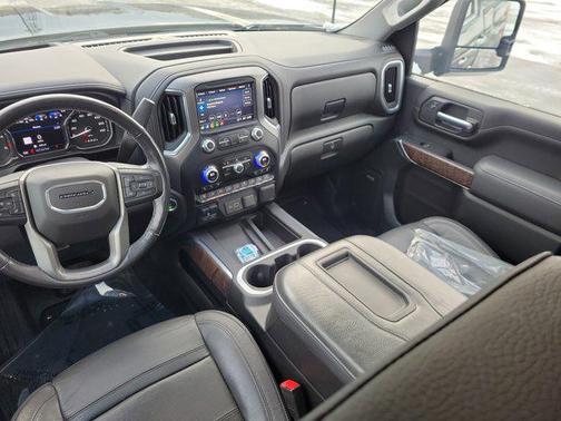 2021 GMC Sierra 2500 Denali