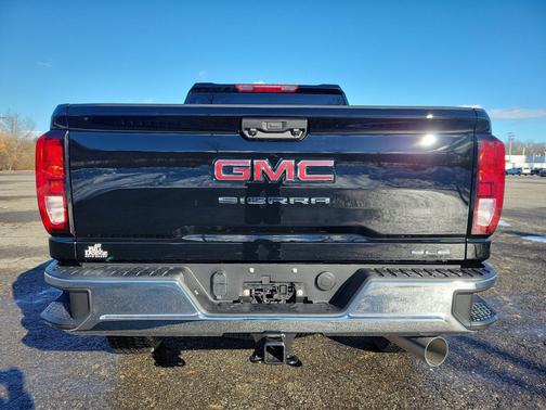 2026 GMC Sierra 3500 SLE