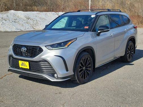 Celestial Silver Metallic 2023 Toyota Highlander XSE