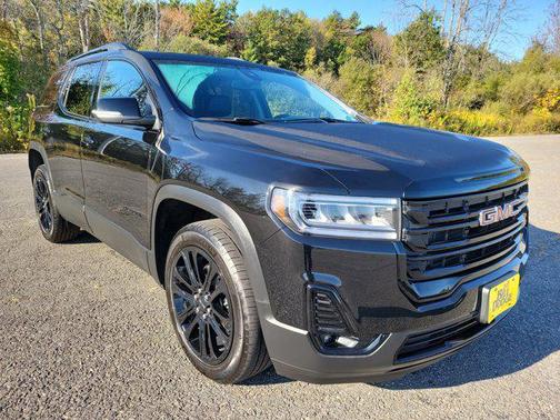 2023 GMC Acadia AWD SLT