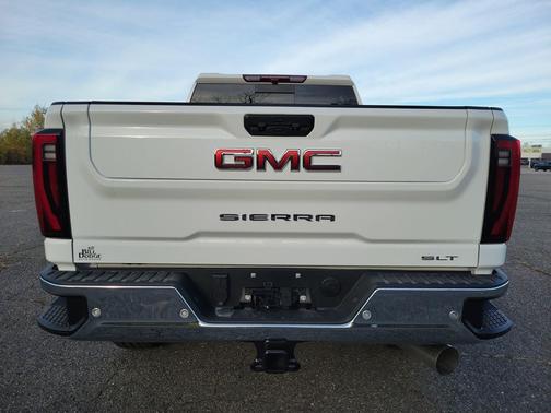 2026 GMC Sierra 2500 SLT