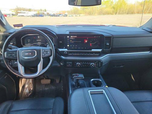 Cayenne Red Tintcoat 2022 GMC Sierra 1500 SLT