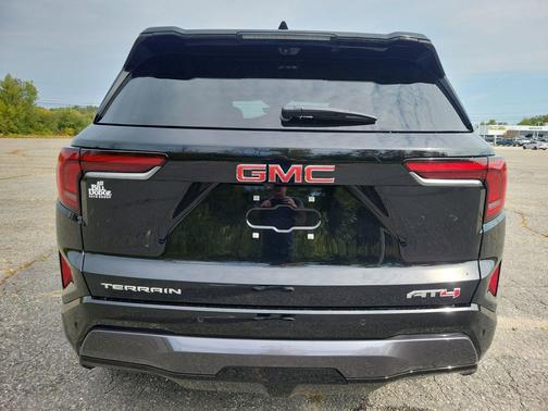 2026 GMC Terrain AWD AT4