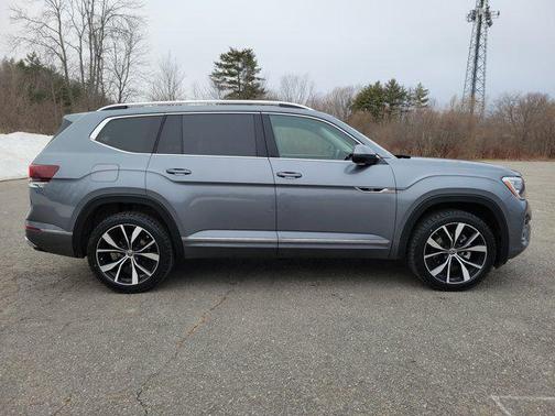 2024 Volkswagen Atlas 2.0T SEL Premium R-Line 4MOTION