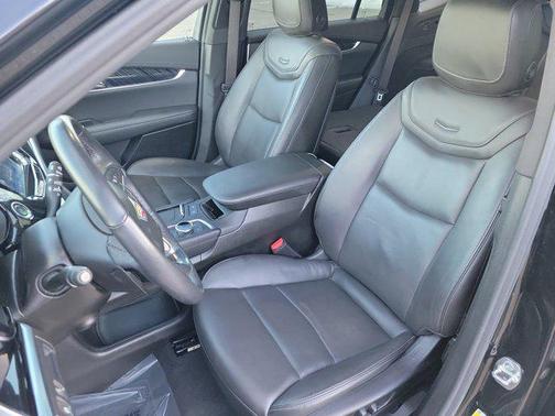 2025 Cadillac XT6 Premium Luxury AWD