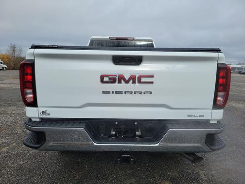 2026 GMC Sierra 2500 SLE
