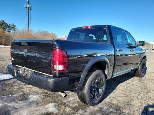 2024 RAM 1500 Classic Warlock Crew Cab 4x4 5'7' Box