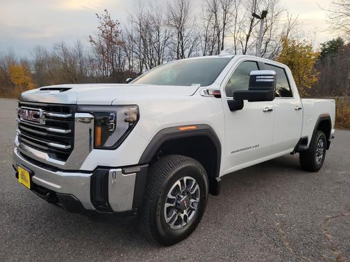 2026 GMC Sierra 2500 SLT