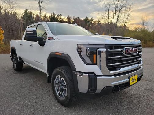 2026 GMC Sierra 2500 SLT
