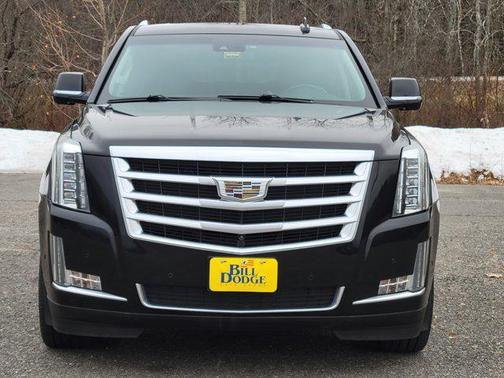 2017 Cadillac Escalade Luxury