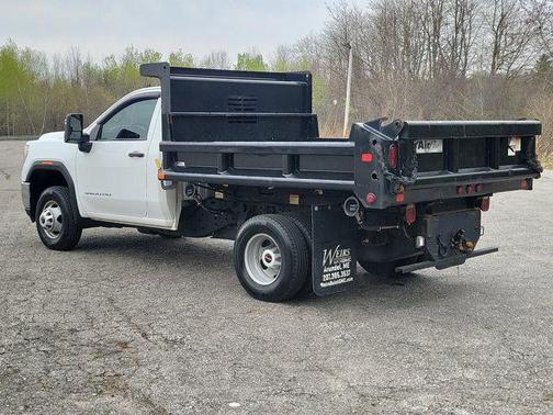 Summit White 2023 GMC Sierra 3500 Base