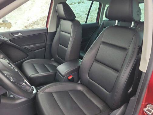 2015 Volkswagen Tiguan 4MOTION Auto SEL