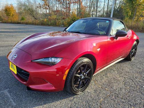2021 Mazda MX-5 Miata Sport