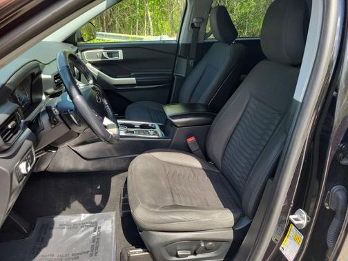 Agate Black Metallic 2020 Ford Explorer XLT
