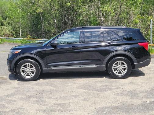 Agate Black Metallic 2020 Ford Explorer XLT