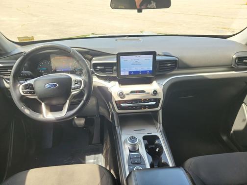 Agate Black Metallic 2020 Ford Explorer XLT