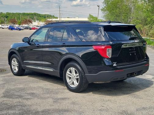 Agate Black Metallic 2020 Ford Explorer XLT