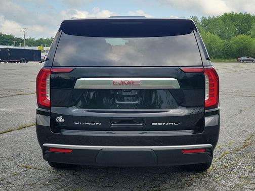 Onyx Black 2021 GMC Yukon XL Denali