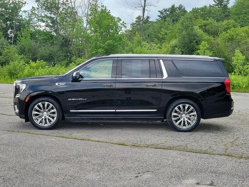 Onyx Black 2021 GMC Yukon XL Denali