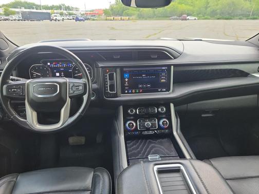 Onyx Black 2021 GMC Yukon XL Denali