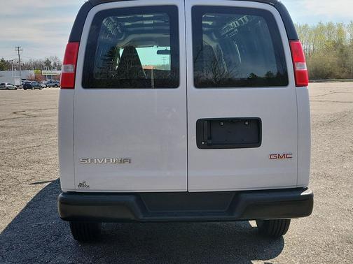 Summit White 2026 GMC Savana 3500 3500 Extended Wheelbase, Work Van, RWD