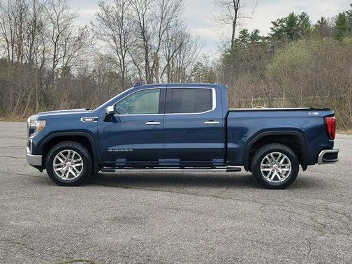 Pacific Blue Metallic 2021 GMC Sierra 1500 SLT