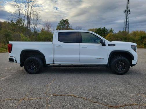 2022 GMC Sierra 1500 AT4X