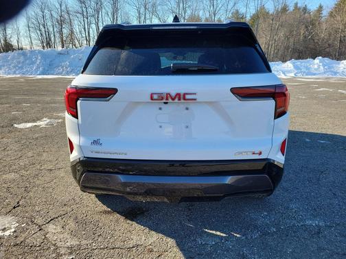2026 GMC Terrain AWD AT4