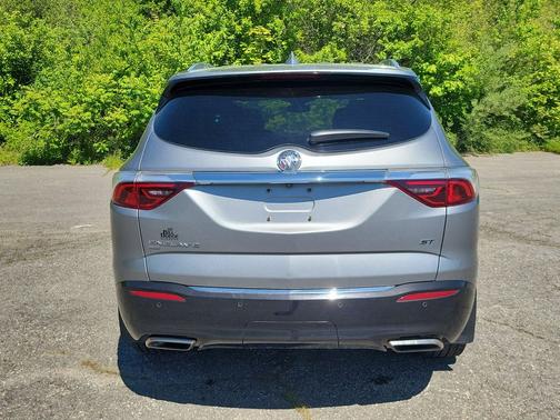 Moonstone Gray Metallic 2023 Buick Enclave Essence AWD